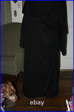 8' Tall Grim Reaper Costume withCreepy Hands & Voice Changer