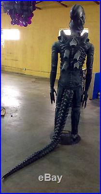 Alien Prop 8 Feet Tall