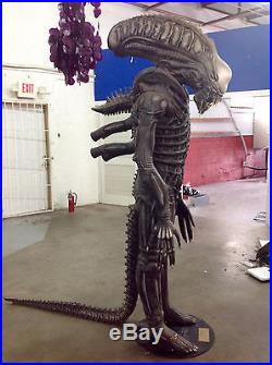 Alien Prop 8 Feet Tall