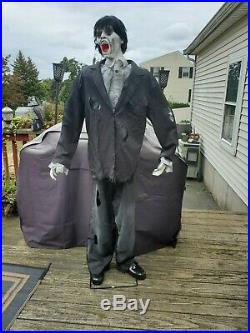 Gemmy Life- Size Animated Halloween zombie 6 feet tall