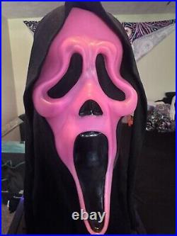 Ghost Face Mask Gen 1 Pink Small Dot