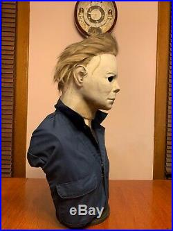 HHS Michael Myers Mask Display Bust Big Mac Coveralls Not NAG