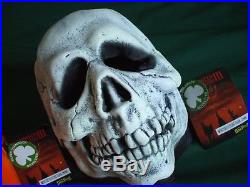 HalloweeN III 3 Season of the Witch Pumpkin Skull masks Don Post Silver Shamrock