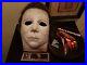 Halloween_1978_Mad_Mike_Michael_Myers_mask_with_mask_stand_01_qgy
