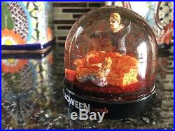 Halloween 20th Anniversary Bloody Snow Globe Michael Myers #06873