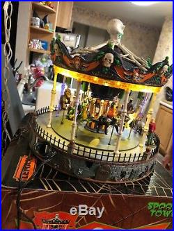Lemax Spooky Merry Scary Go Round Carousel Carnival Halloween Animated Skull MIB