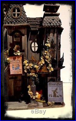 Miniature Haunted Gothic House Dollhouse 124 OOAK Black Cats Society