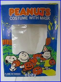 NEW & RARE CHARLIE BROWN COLLEGEVILLE HALLOWEEN COSTUME MASK & BOX 60s PEANUTS
