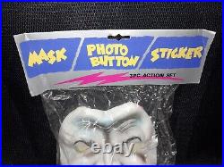 NEW Vintage 1960s Batman Joker 3 Piece Action Set (Mask, Photo Button, Sticker)