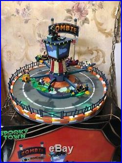 New Lemax ZOMBIE PLANE RIDE-Spooky Town Carnival Ride Village Witch Halloween