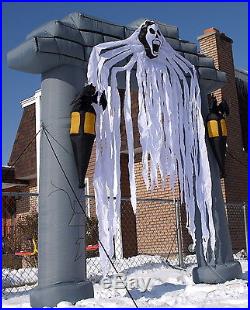 Rare Airblown Inflatable Ghost Arch with lanterns and bats Halloween