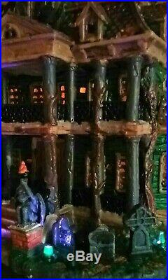 Retired RARE Gothic Haunted Mansion 15199, Lemax Spookytown Halloween