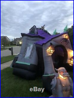 SEE VIDEO! Gemmy Airblown Inflatable Halloween HAUNTED HOUSE Mansion 12.5' Sound