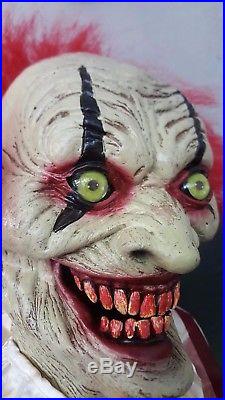 SOLD OUT FOR 2017 New Spirit Halloween 7 ft. Creepy Towering Clown Animatronic