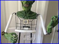 SPIRIT HALLOWEEN Life Size Grinning Gertrude Witch Moving Motion Prop Figure