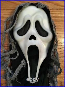 Scream Ghostface Cryptic Gauze Mask Rare (T) Stamp Easter Unlimited Fun World