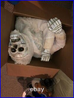 Skeleton Life Size Gemmy Halloween Prop Rare Htf Morbid Animated
