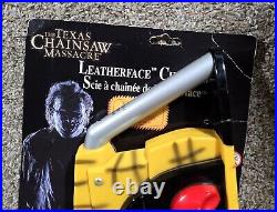 SoundREAD! Texas Chainsaw Massacre Leatherface Chainsaw Rubie's