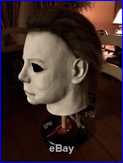 The Psycho Michael Myers Mask By Justin Mabry. (stand not included)