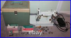 VINTAGE WHITE SINGER 221 FEATHERWEIGHT SEWING MACHINE WithCASE & ACCESSORIES
