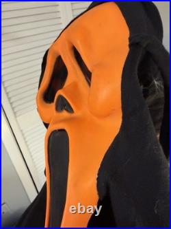 VTG 90s Scream Ghost Face Fun World Div Generation 1 Orange Cotton Hood