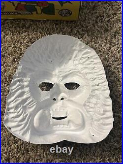 Vintage 1975 Ben Cooper Sturdy Play Suit KING KONG Costume with Original Box