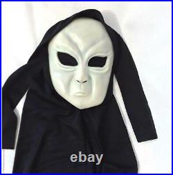 Vintage Easter Unlimited Alien Glow Scream Mask Hood Shroud Costume Cape Robe