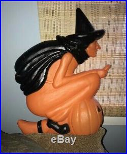 Vintage Halloween Witch on Broom Don Featherstone Blow Mold Union Products 1992