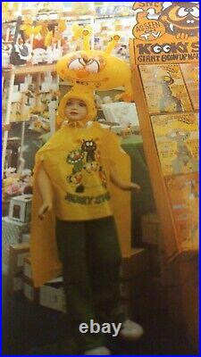 Vintage Kooky Spooks Costume! WOBLIN GOBLIN! Giant Blow-Up Costume Kit! NICE