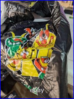 Vintage Kooky Spooks Costume withTV Star ISHY BAT Giant Blow-Up Costume Kit-in box Vintage Kooky Spooks Costume withTV Star ISHY BAT Giant Blow-Up Costume Kit-in box