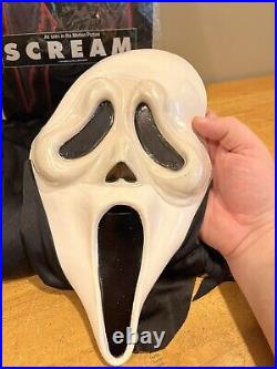 Vintage Scream Halloween Mask with Robe by Easter Unlimited Fun World 1997